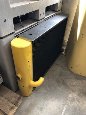 NEW HOLLAND - POMPE A EAU / RADIATEUR - RADIATEUR TX34