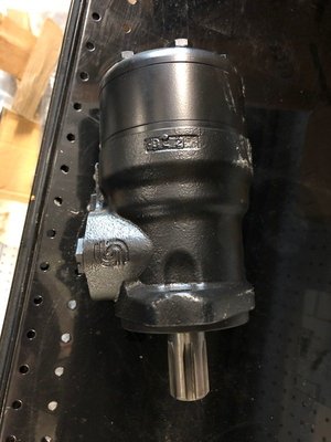 NEW HOLLAND - ED-POMPES HYD - MOTEUR HYDRAULIQUE RABATEUR COUPE CG