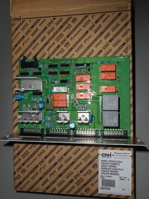 ELECTRICITE - HIGH TECH - PIECES TECHNIQUES ELEC - CIRCUIT IMPRIME